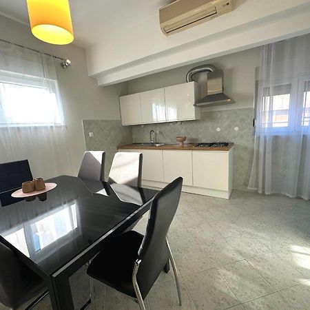 Spacious 3Bdr App In Center "Sunny Bayside" 扎达尔 外观 照片