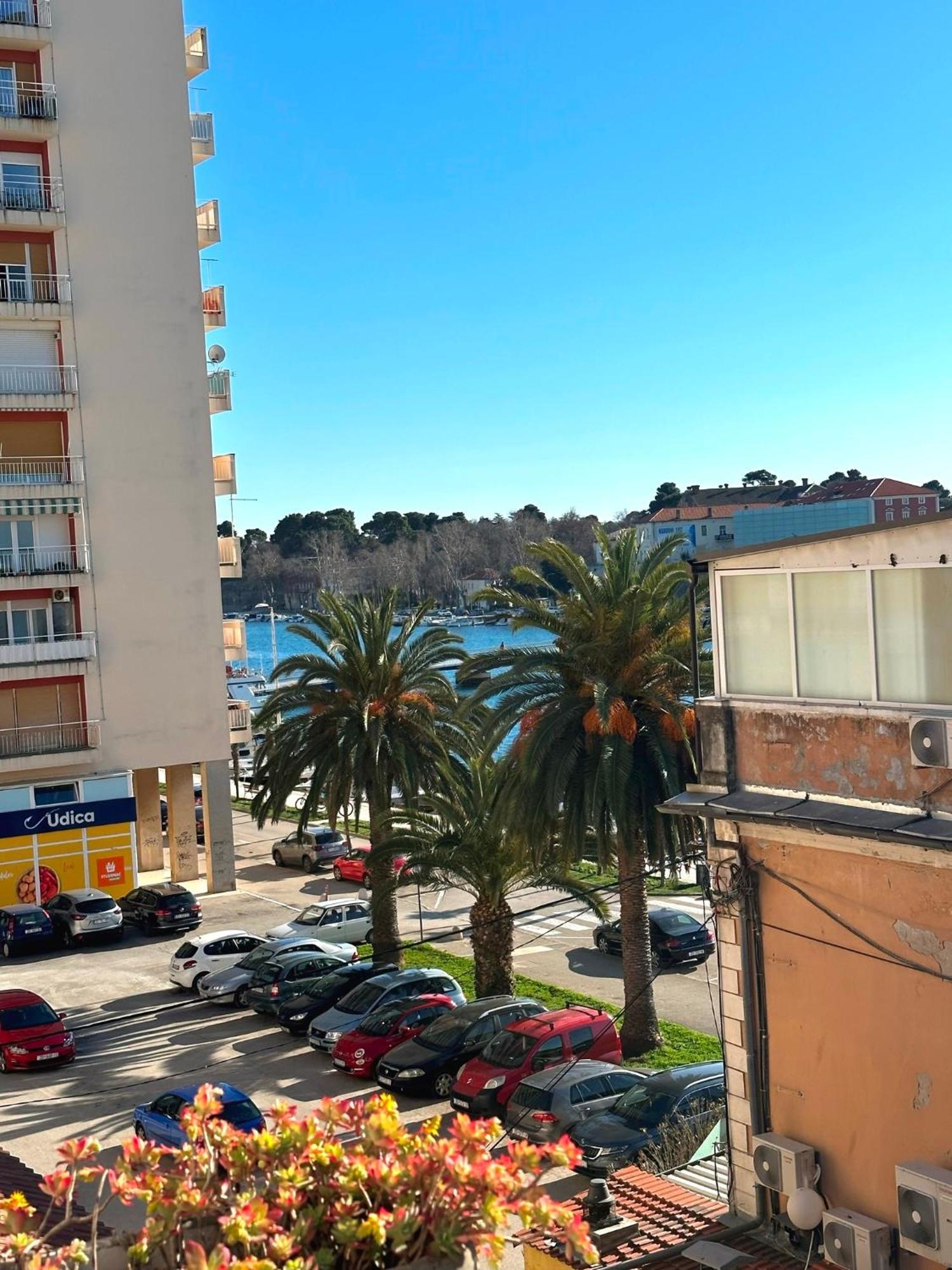 Spacious 3Bdr App In Center "Sunny Bayside" 扎达尔 外观 照片